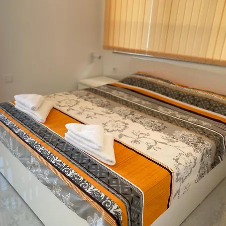 Blue Magenta 2 Apartman *