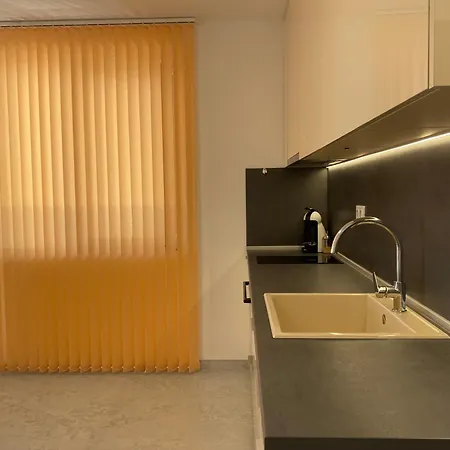 Blue Magenta 2 Apartman Szozopol