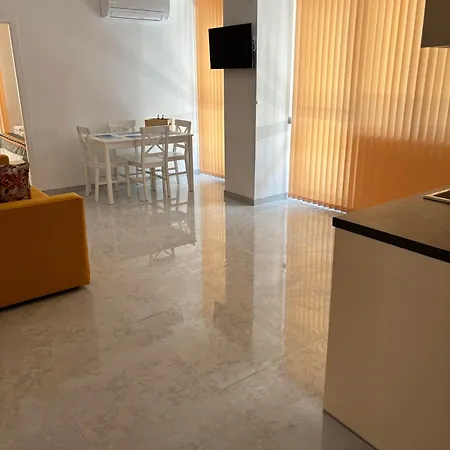 Blue Magenta 2 Apartman *