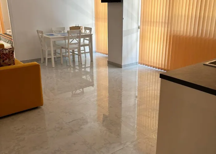 Blue Magenta 2 Apartman *